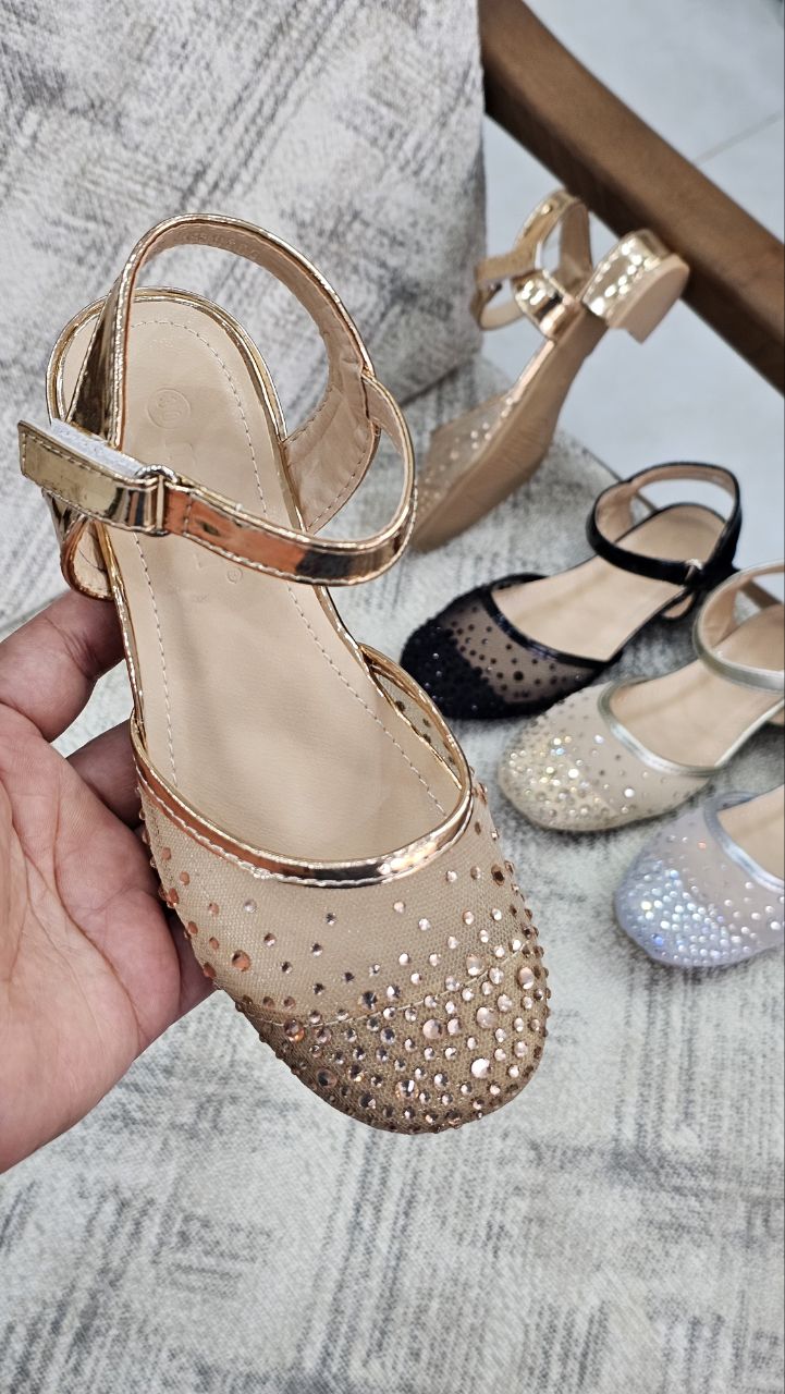 کفش صندل millani